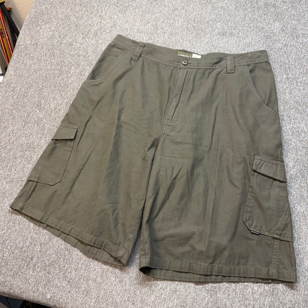 Gotcha Mens Olive Green Cotton Cargo Shorts Size 38 Utility Outdoor Casual